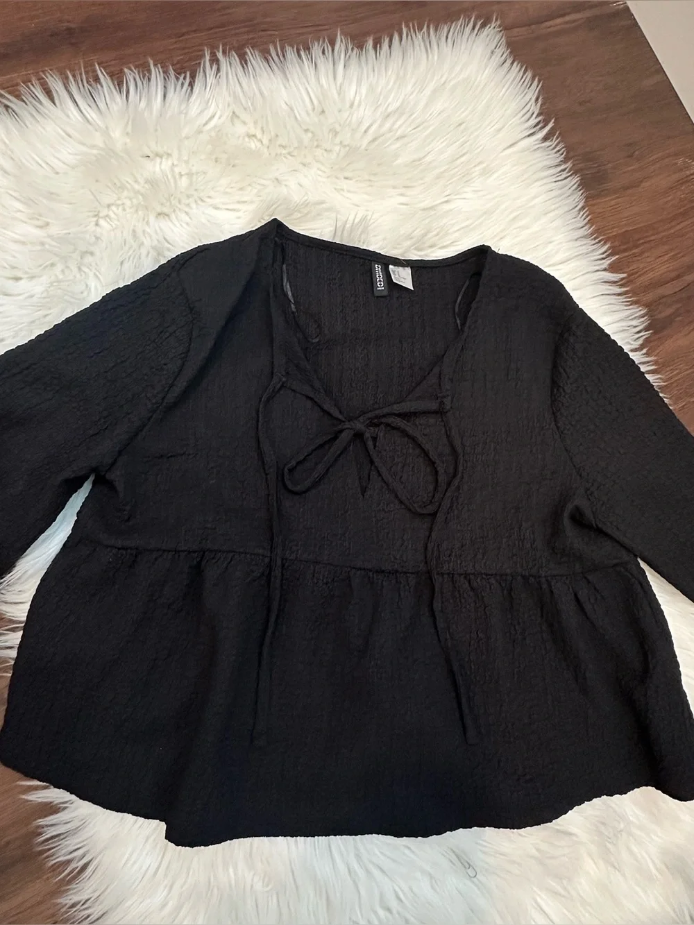 H&M Black Long-Sleeve Tie-Neck Peasant Top
